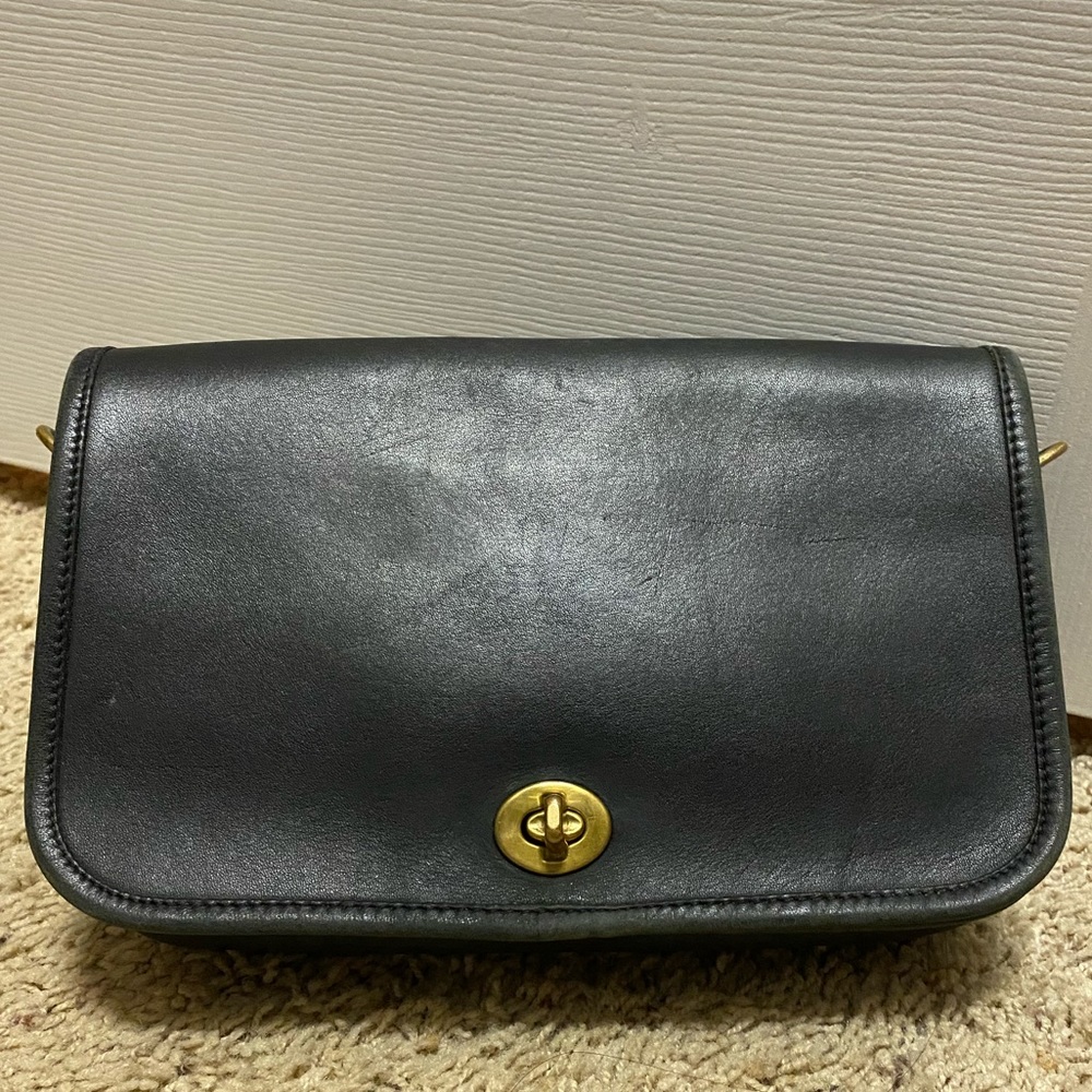 Vintage coach crossbody bag